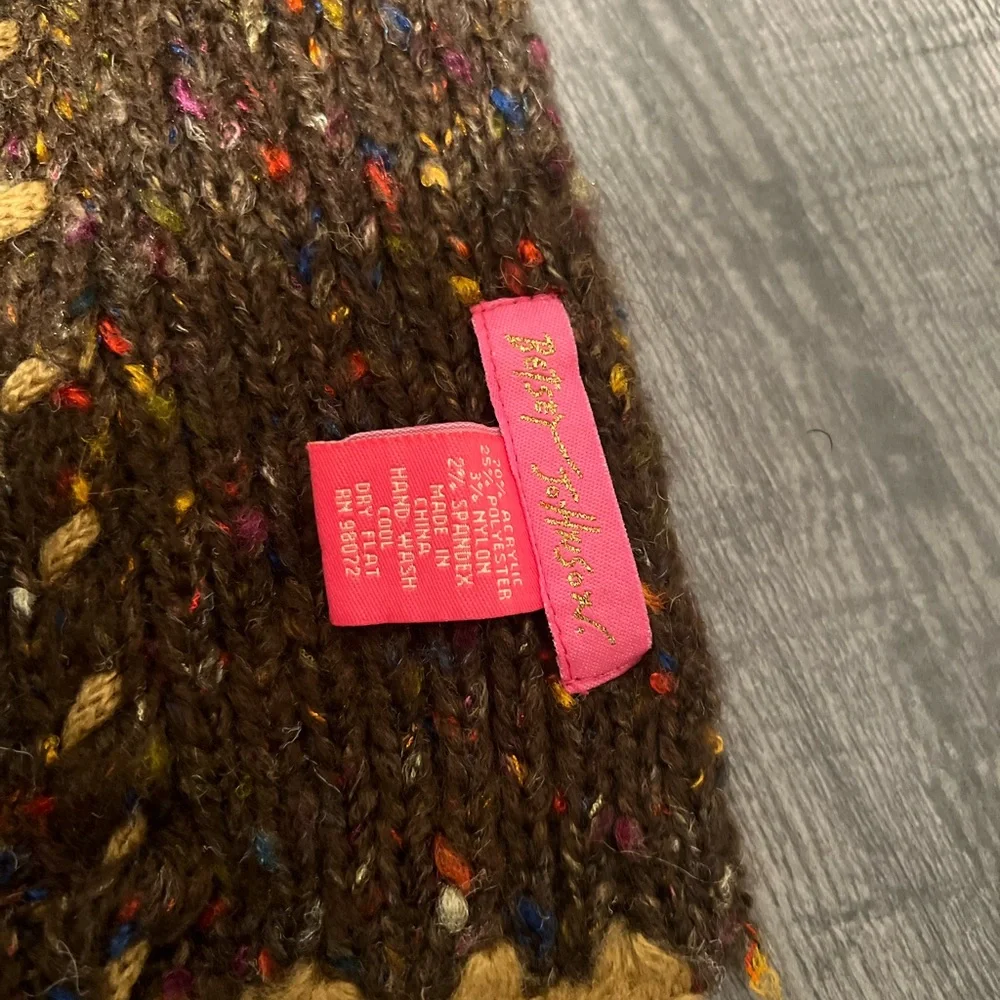 Betsey Johnson hassles‎ tie scarf